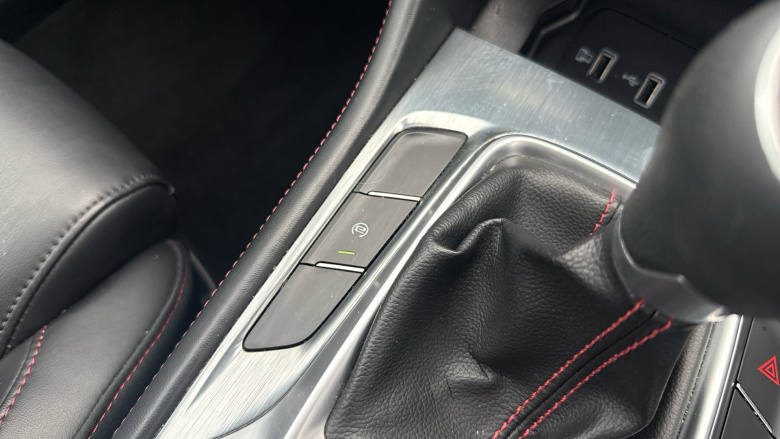 MG Hs 1.5 T-GDI Excite 5dr Petrol Hatchback